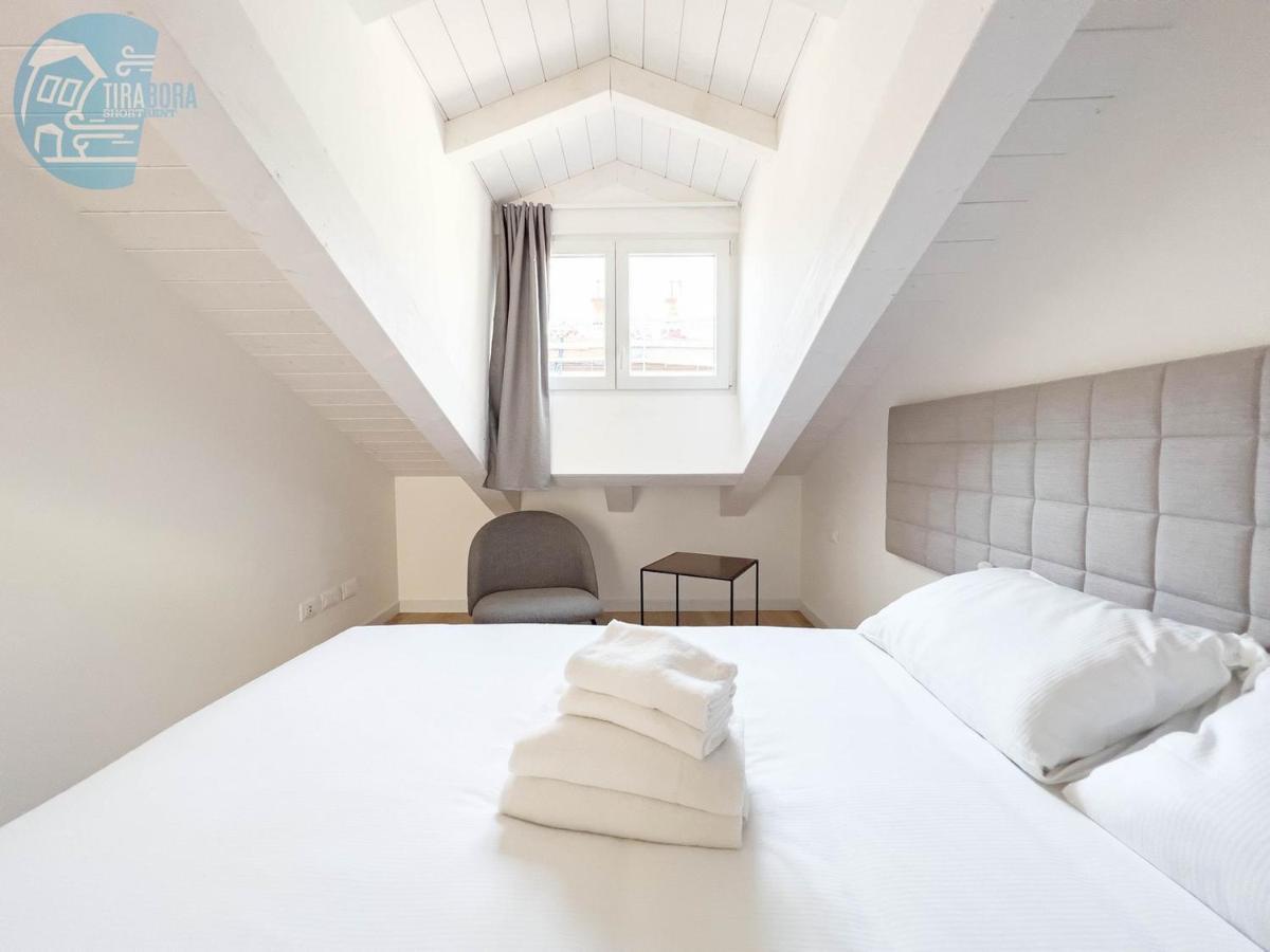 Slataper 19 Tirabora Short Rent Appartement Triëst Buitenkant foto